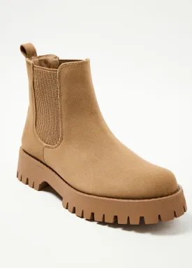 Boots Chelsea effet daim semelle crantée
