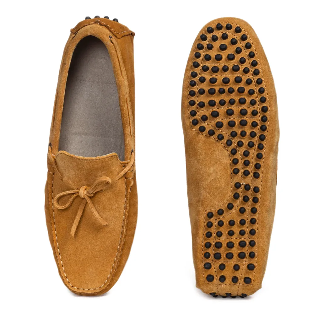 Gommino Suede Bow Loafers (Light Tan)