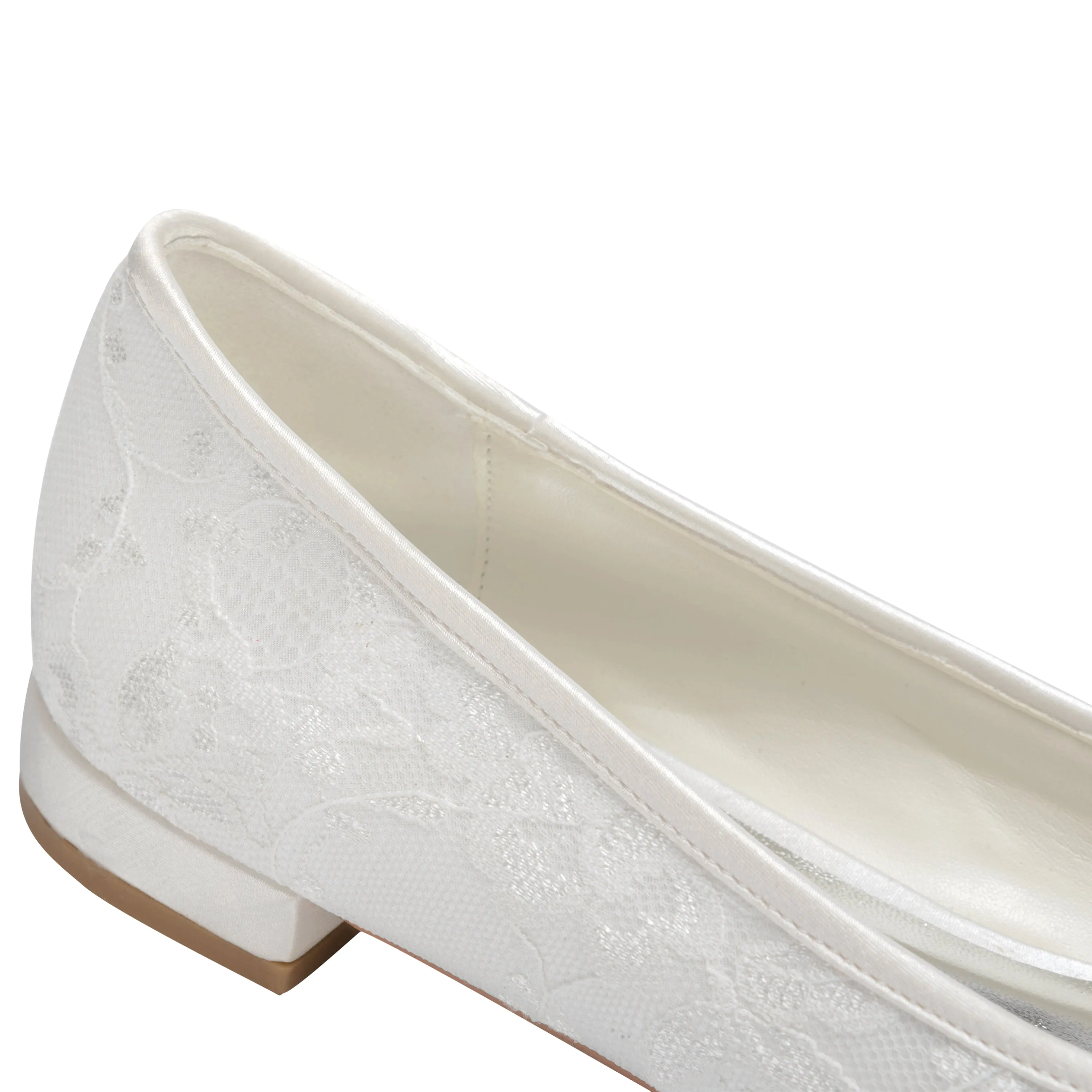 Women's Bridal Shoes Closed Toe 0.6'' Block Low Heel Lace Satin Pumps Flower Wedding Shoes